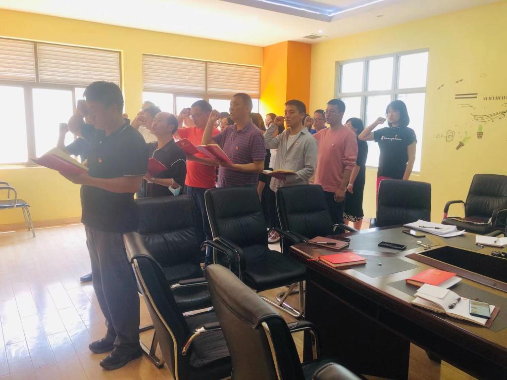 5717f7af80a1766d87d297f783625c0